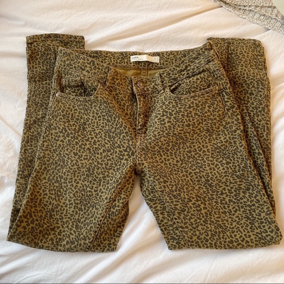 Zara Animal Print Jeans - Picture 3 of 6